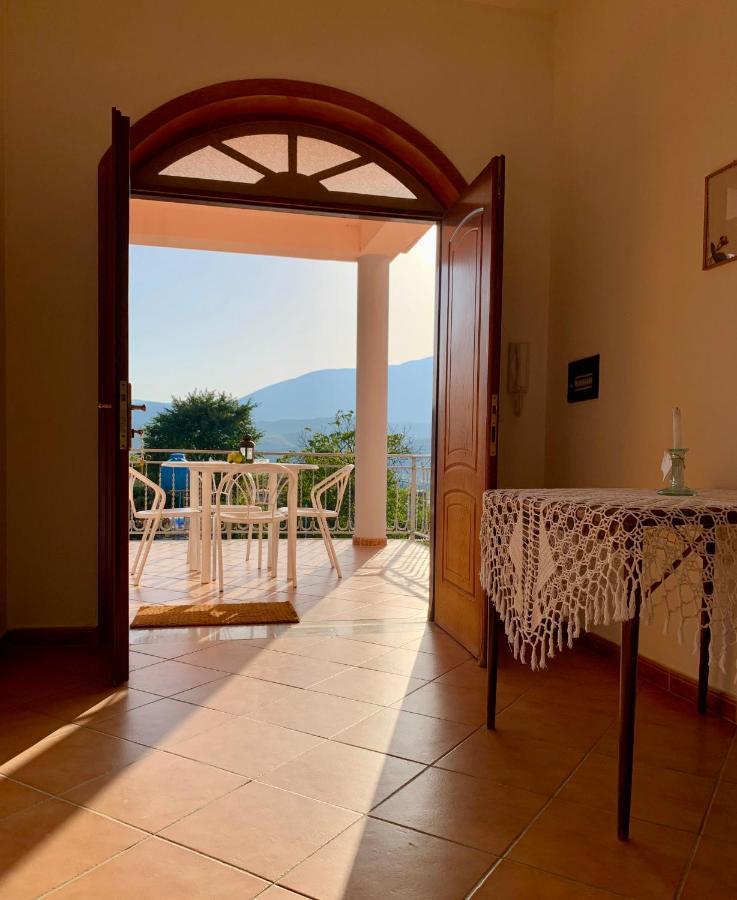Guesthouse Villa Rosa Berat Exteriör bild