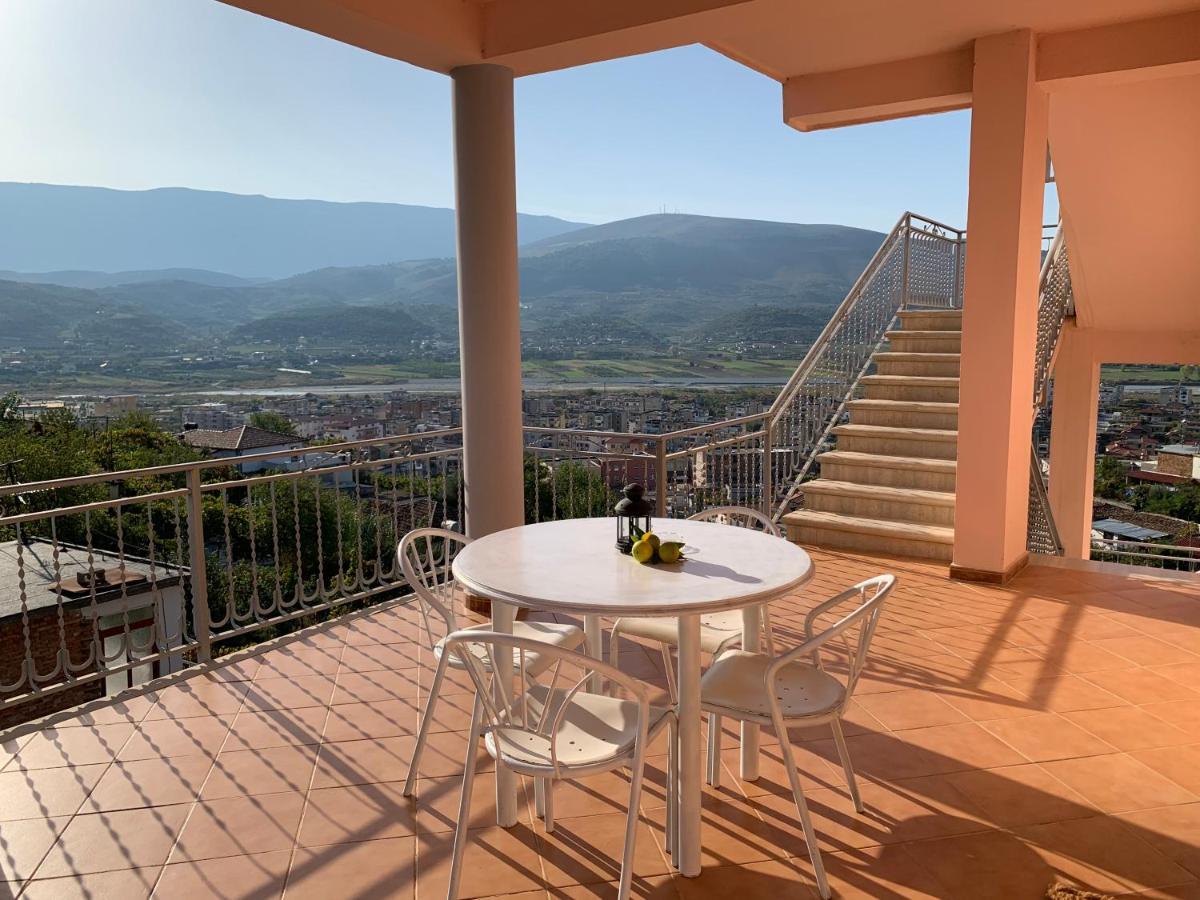 Guesthouse Villa Rosa Berat Exteriör bild