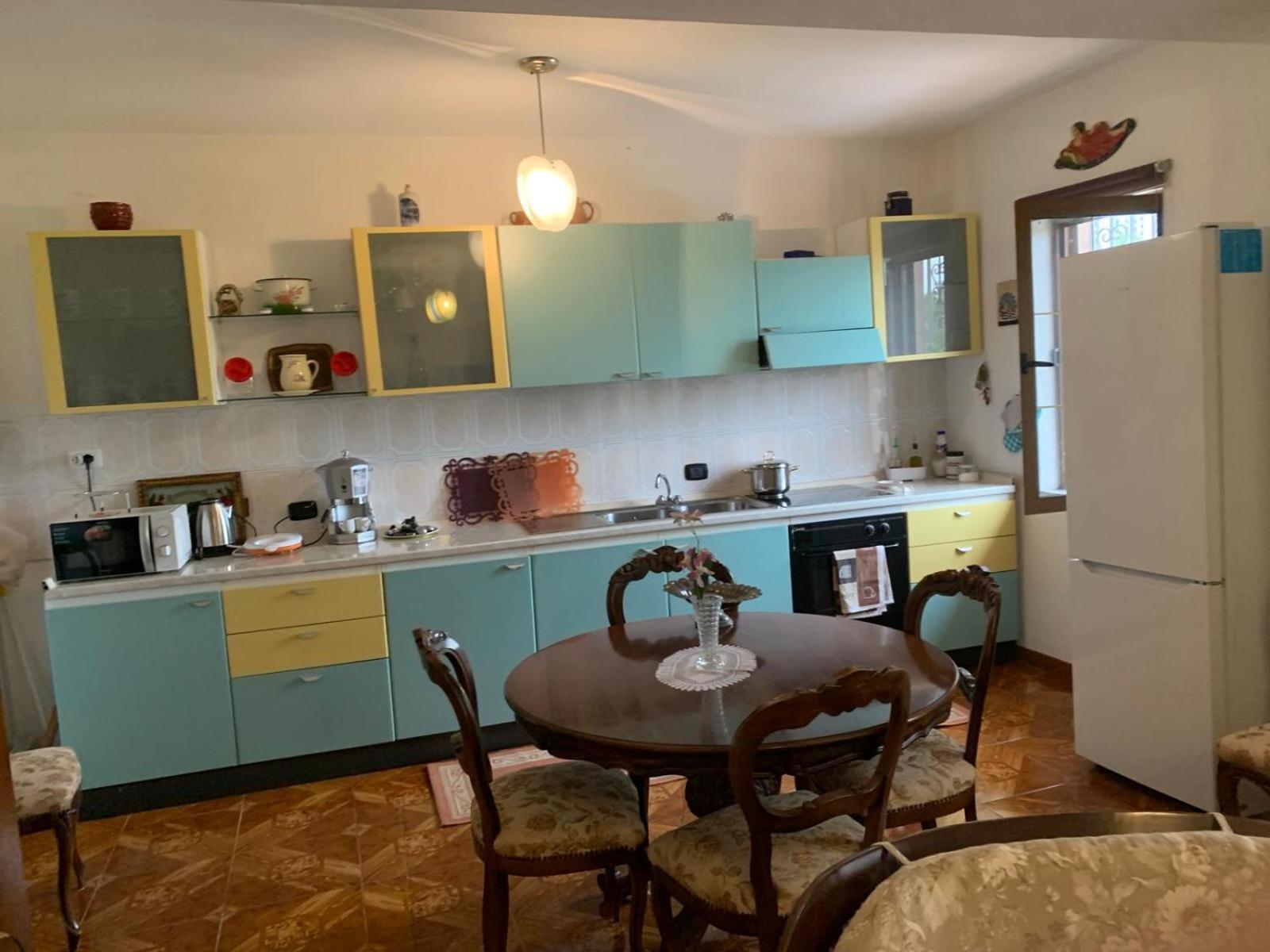 Guesthouse Villa Rosa Berat Rum bild
