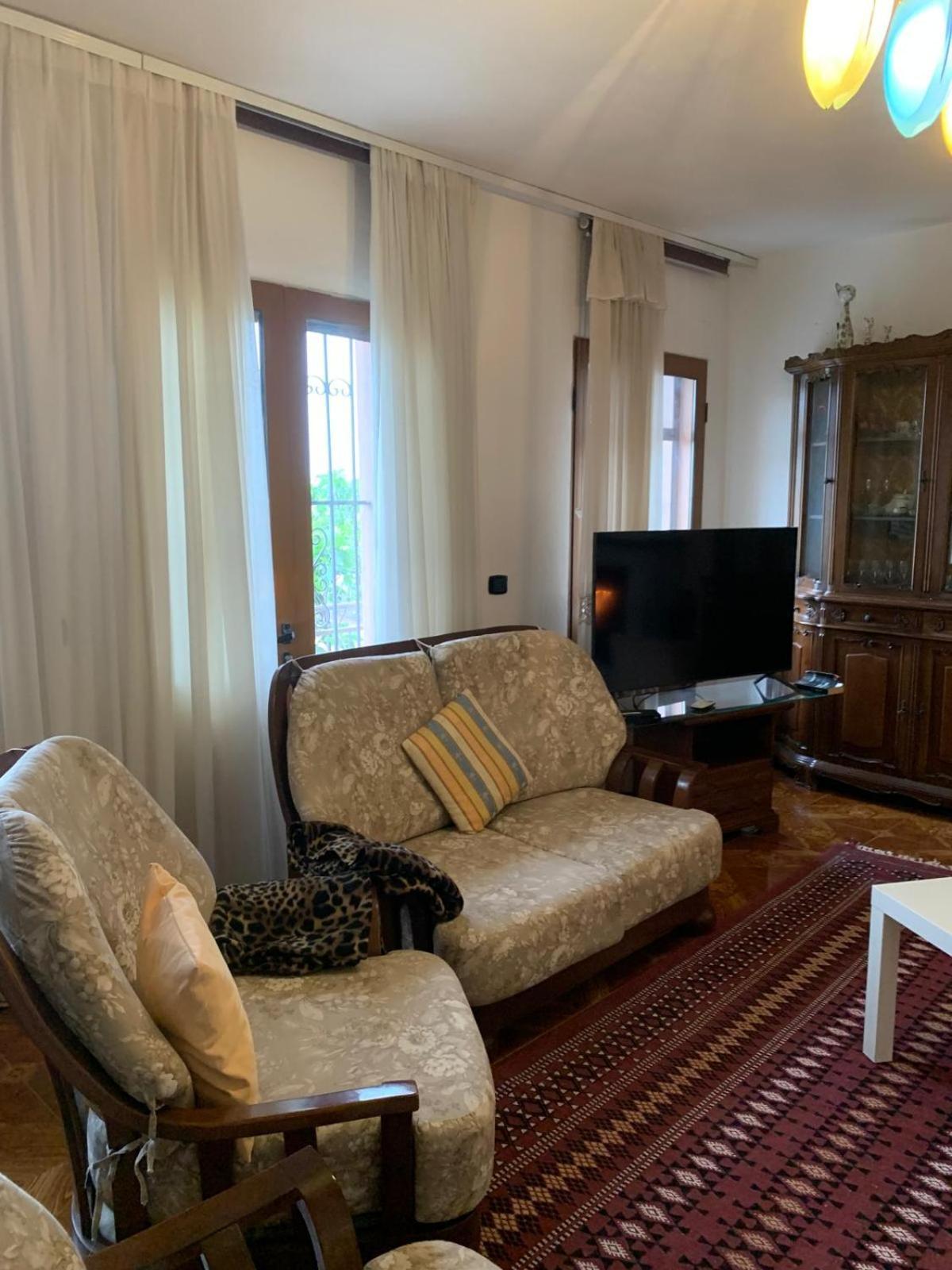 Guesthouse Villa Rosa Berat Rum bild