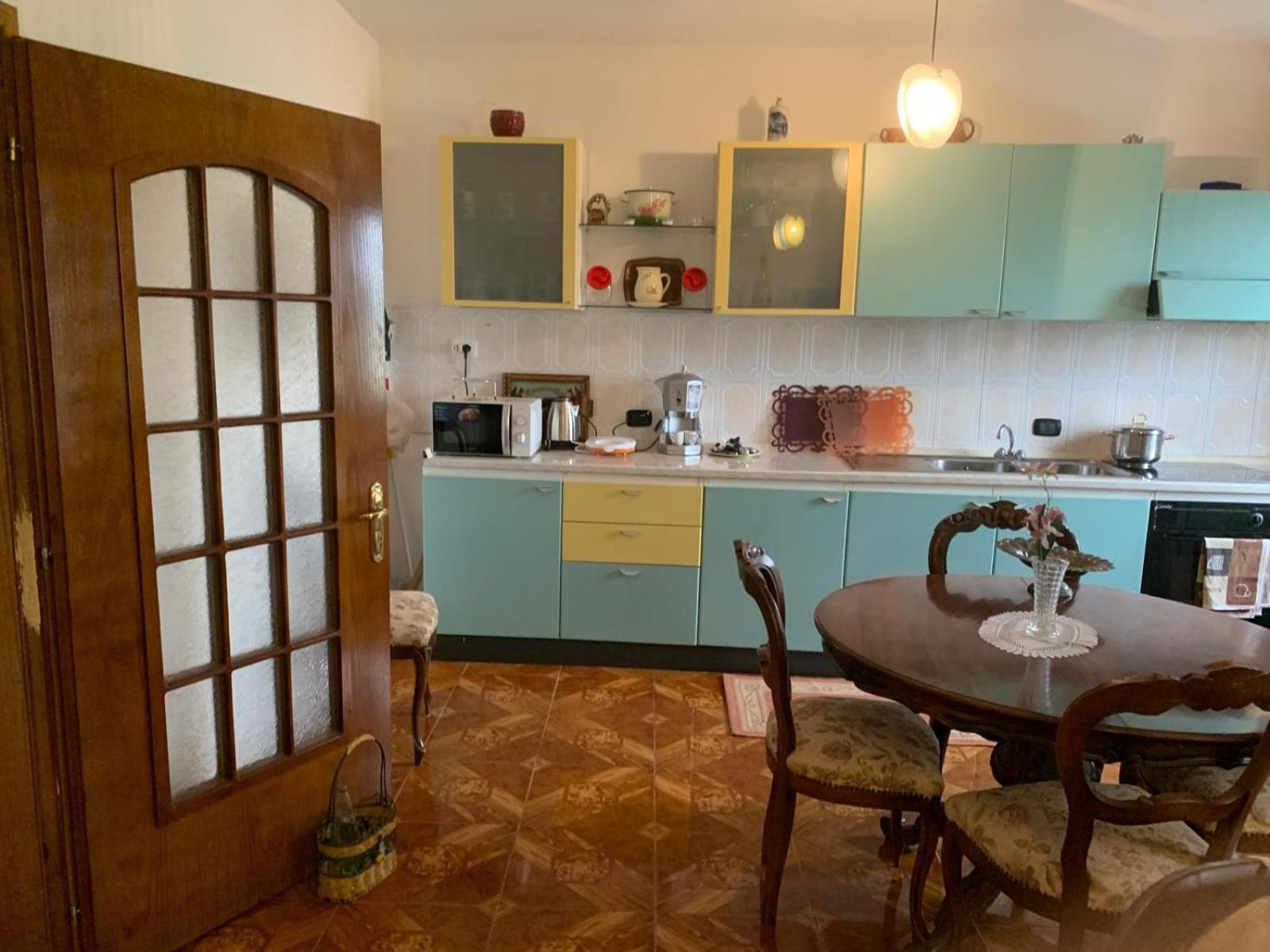 Guesthouse Villa Rosa Berat Rum bild